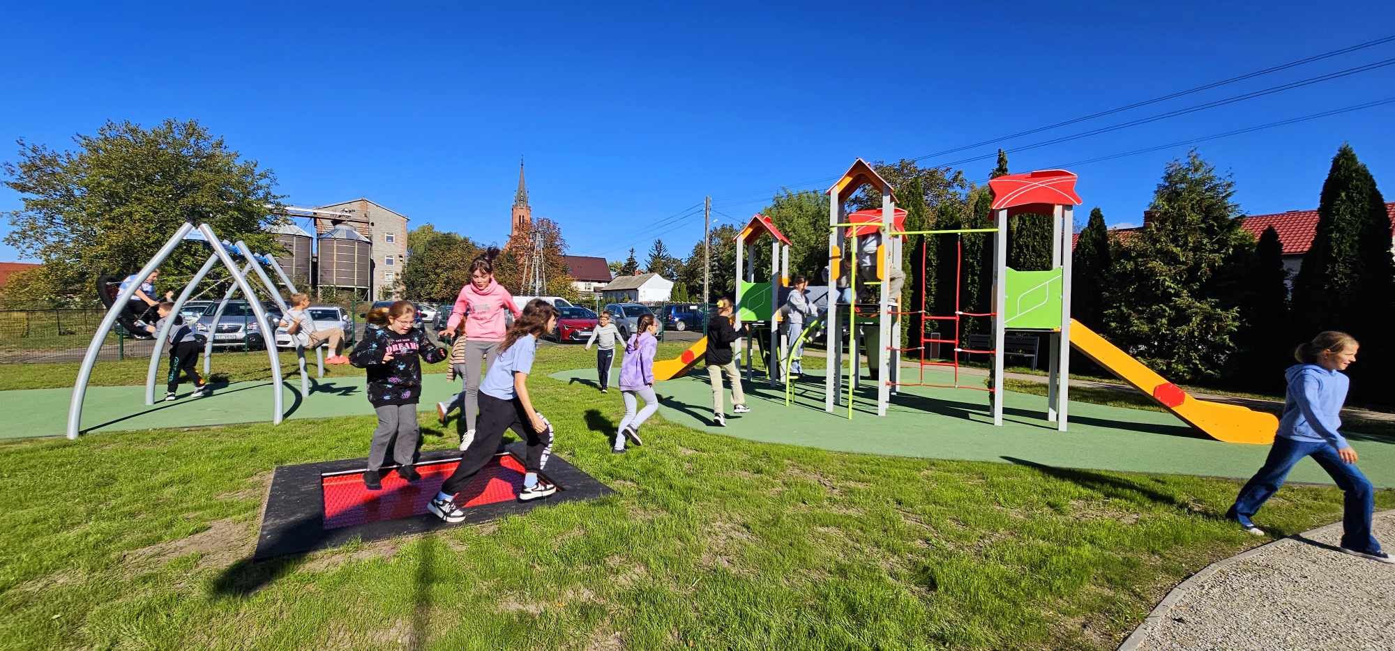 461692799 755371010034875 9052274367680884543 n